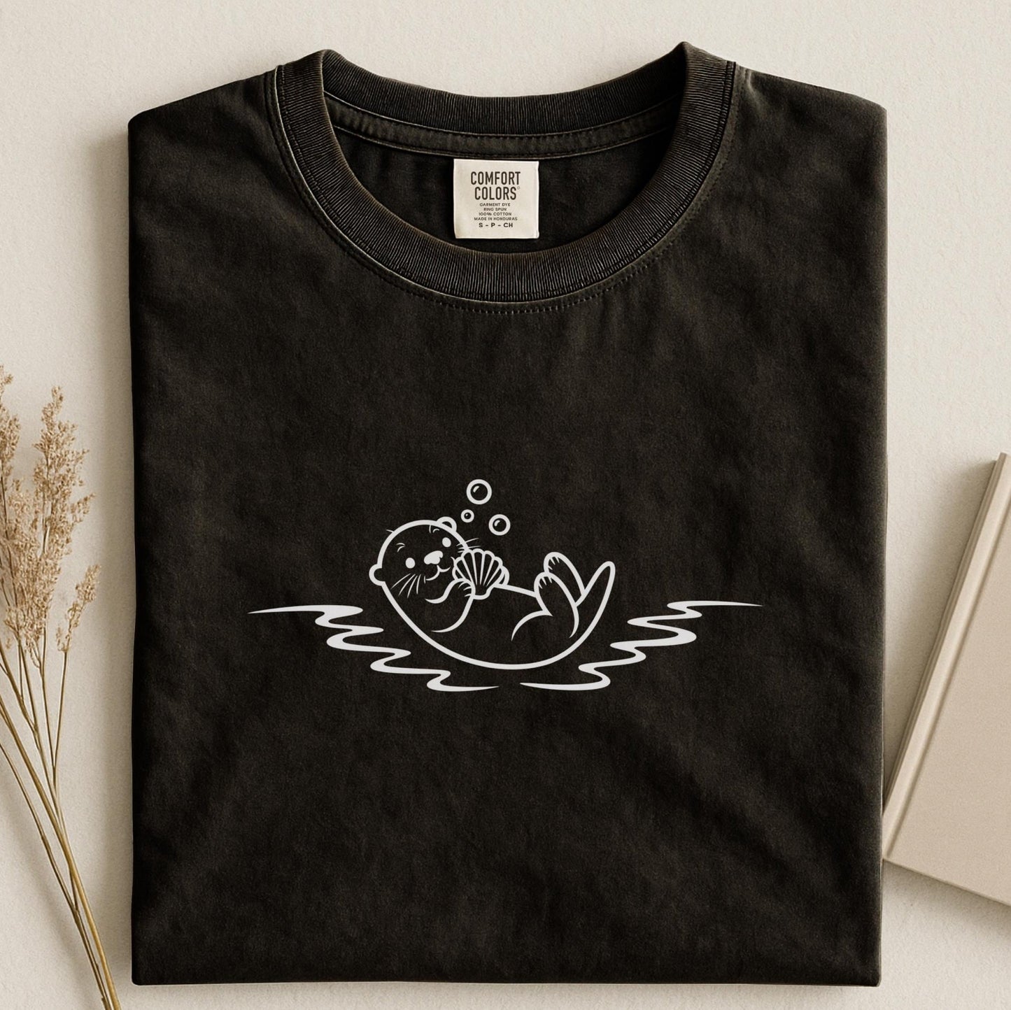 Minimal Otter T-Shirt