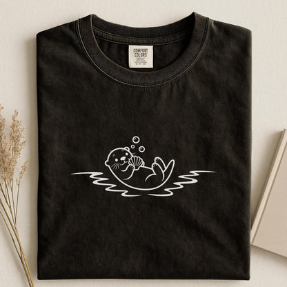 Minimal Otter T-Shirt