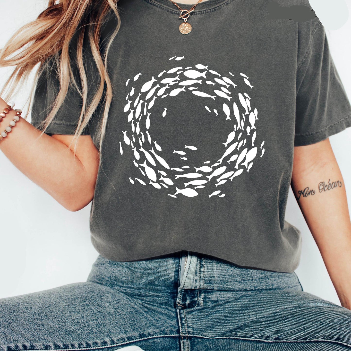 Fish Circle Graphic Shirt